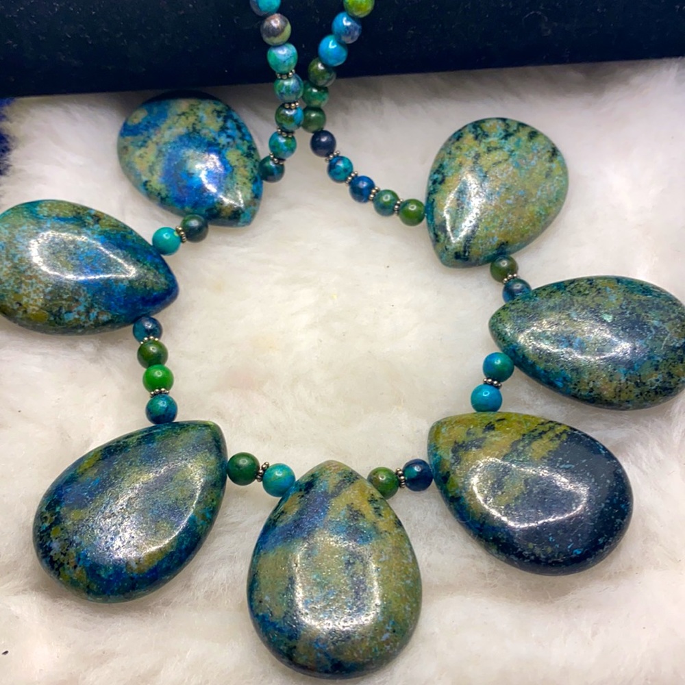 Tears Drop & Beads Turquoise Statement Necklace - image 3